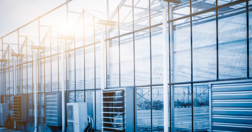 A Blueprint for Success: How to Design a Future-Ready CEA Facility | Clear Comfort CEA AOP Water Treatment